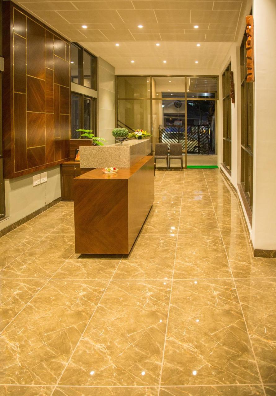 Hotel Nirvana Алибаг Экстерьер фото
